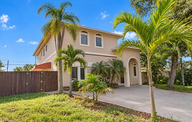 4-bedroom home at 4500 SW 25TH Terrace, Dania Beach