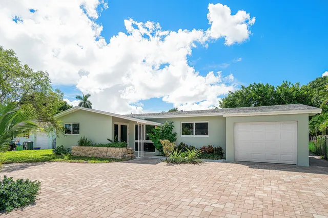3-bedroom rental at 1244 SW 5th Street, Boca Raton