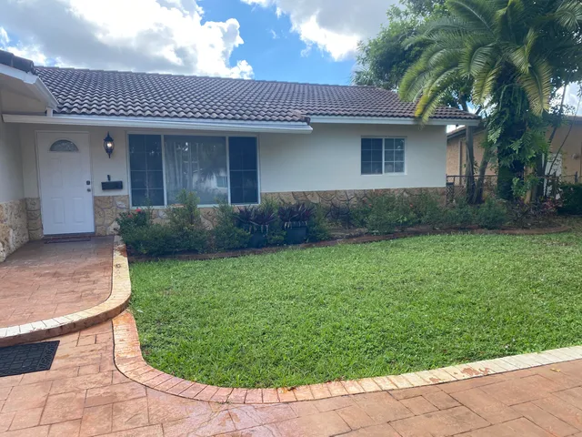 2-bedroom rental at 4113 NW 78TH Lane, Coral Springs