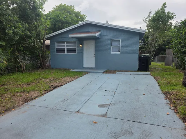 3-bedroom rental at 2131 NW 26TH Avenue, Fort Lauderdale