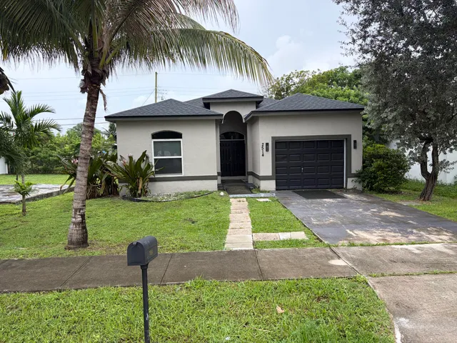 3-bedroom rental at 2514 NW 4TH Court, Pompano Beach