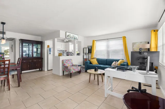 1-bedroom rental at 347 WINDSOR O, West Palm Beach