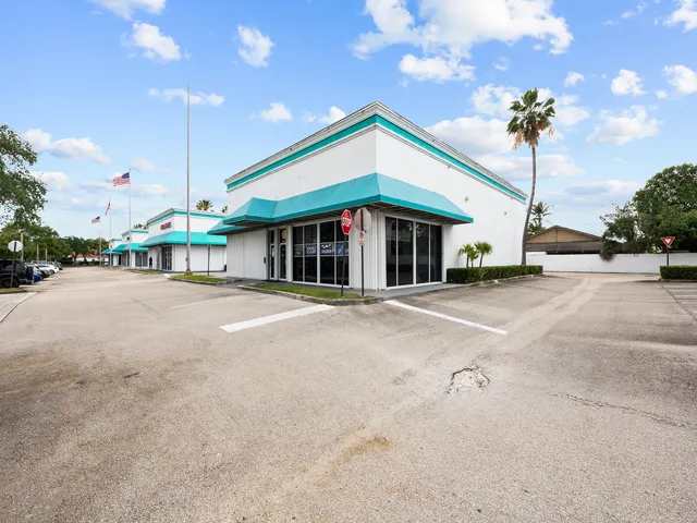 Commercial at 336 S POWERLINE Road #336 & 342, Deerfield Beach