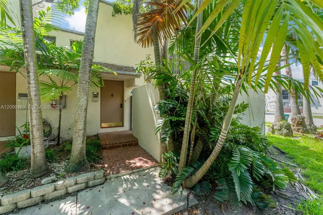 2-bedroom rental at 15805 SW 91st Court #D, Palmetto Bay