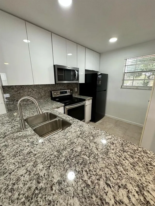 2-bedroom rental at 10445 NW 8th Street #201, Pembroke Pines