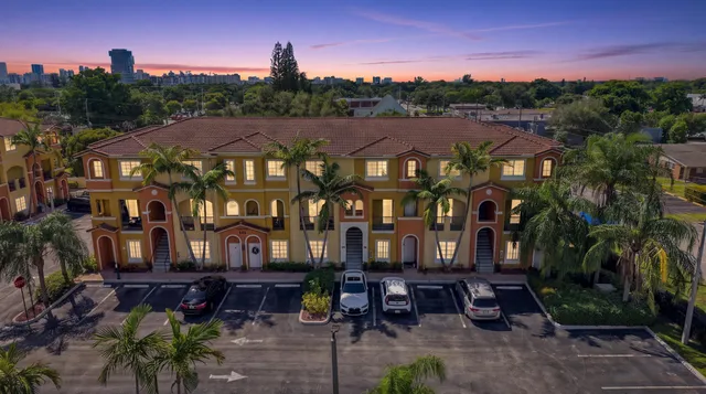 2-bedroom home at 141 NW 2nd Avenue #7, Hallandale Beach