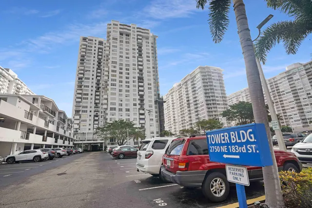 1-bedroom home at 2750 NE 183RD Street #1801, Aventura