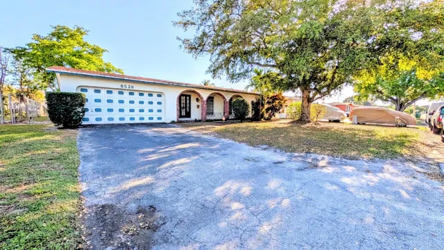 4-bedroom home at 8528 Windsor Drive, Miramar