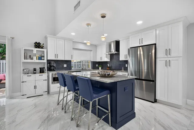 2-bedroom home at 1593 Springside Drive #1593, Weston