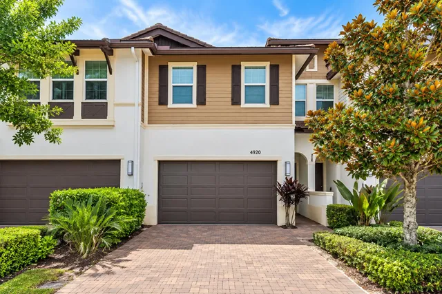 3-bedroom home at 4920 Pointe Midtown Way, Palm Beach Gardens