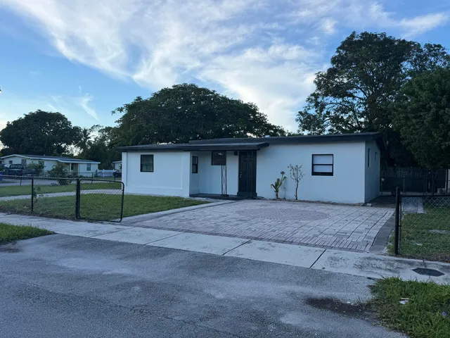 3-bedroom rental at 1721 NE 52ND Street, Pompano Beach