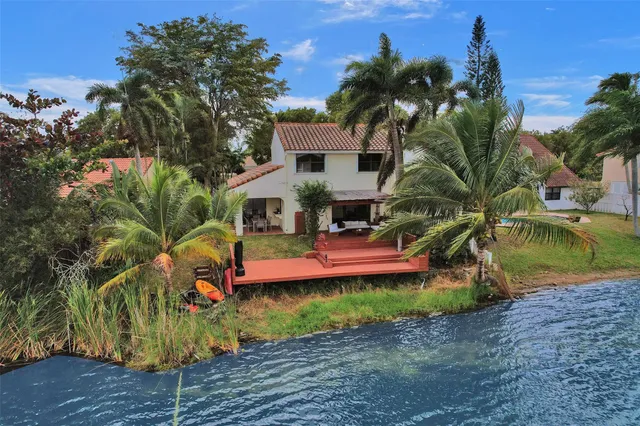 4-bedroom rental at 2865 EGRET Way, Cooper City