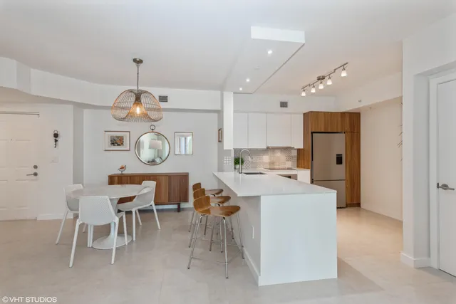 2-bedroom rental at 17100 N BAY Road #1616, Sunny Isles Beach