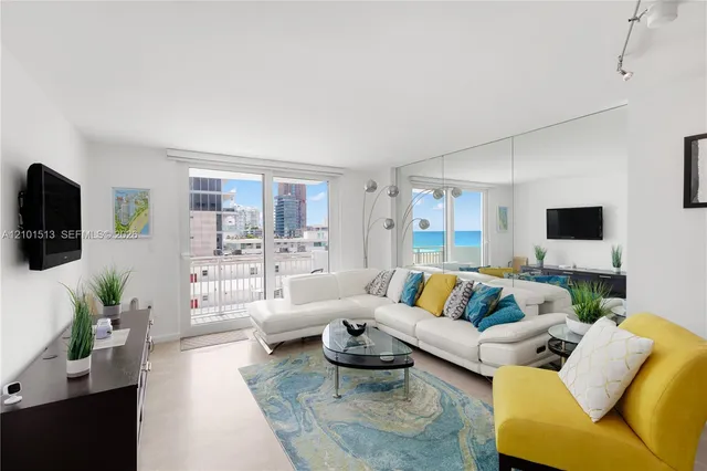 1-bedroom home at 345 Ocean Drive #812, Miami Beach