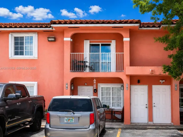 2-bedroom home at 5800 W 18th Lane #202, Hialeah