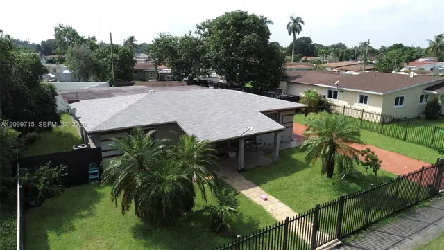 4-bedroom home at 3150 SW 37th Avenue, West Park