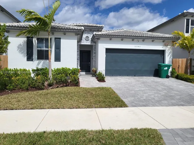 4-bedroom home at 16343 SW 290th Terrace, Homestead