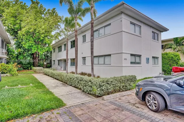 1-bedroom rental at 1415 16th Street #4, Miami Beach