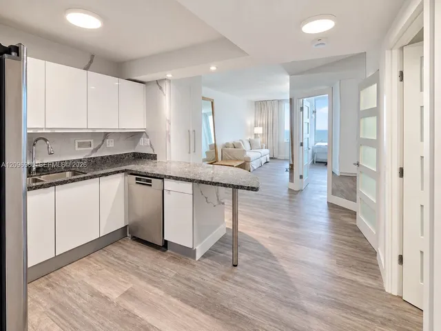 1-bedroom rental at 2301 Collins Avenue #742, Miami Beach