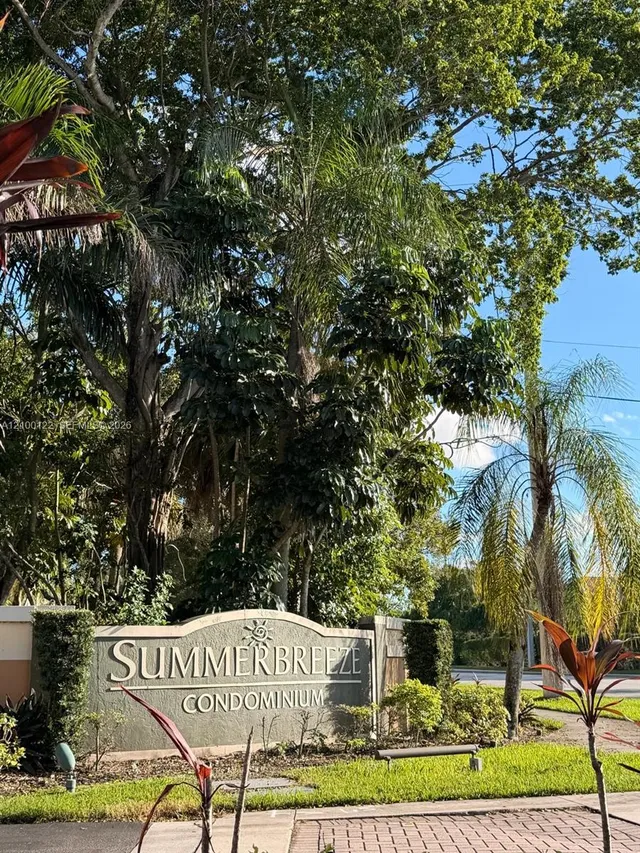 2-bedroom rental at 9999 Summerbreeze Drive #705, Sunrise