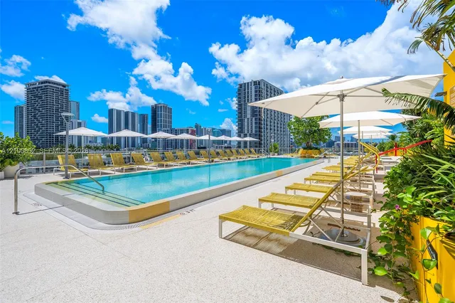 1-bedroom rental at 90 NE 32 #607, Miami