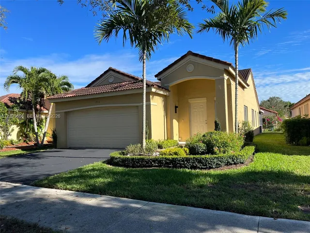 3-bedroom rental at 1542 Presidio Drive #1542, Weston