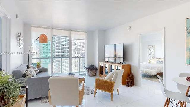 2-bedroom rental at 500 Brickell Avenue #3405, Miami