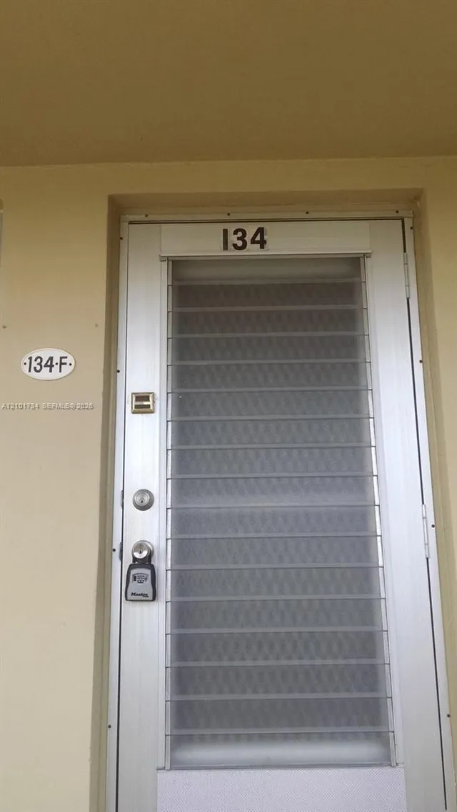 1-bedroom rental at 134 Salisbury F #134, West Palm Beach