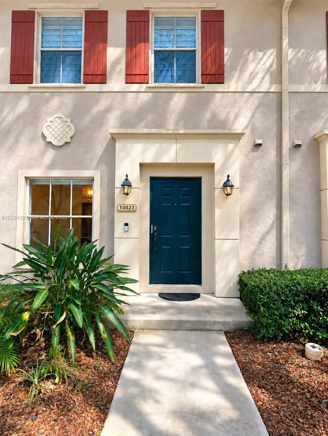 2-bedroom rental at 10023 SW 24th Street #0, Miramar