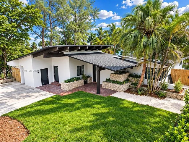 2-bedroom rental at 5600 SW 55th Street, Davie
