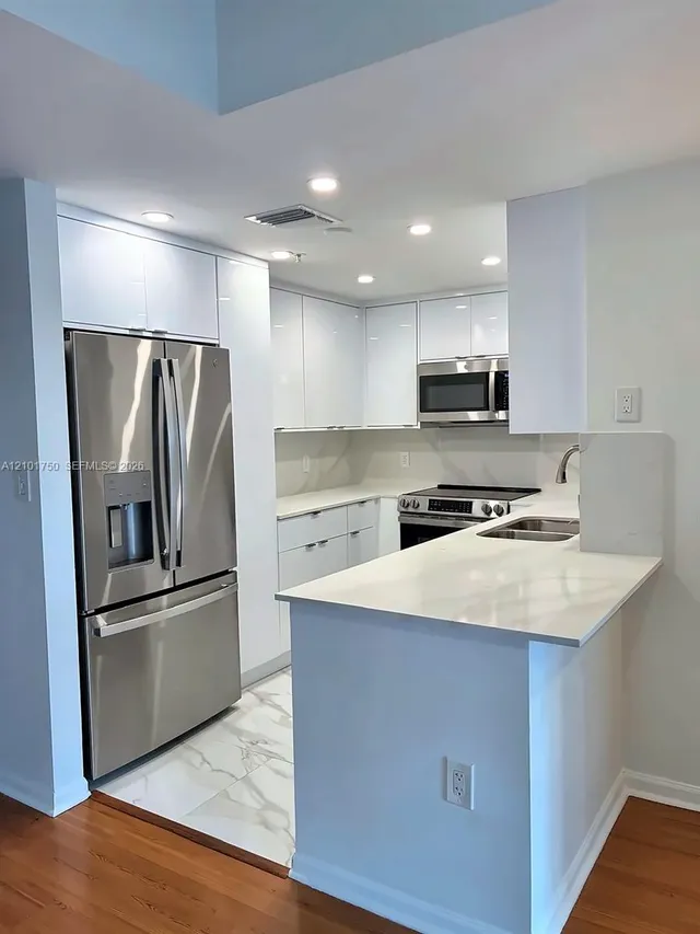 2-bedroom rental at 185 SE 14th Terrace #1407, Miami