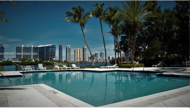 2-bedroom rental at 3155 NE 184th Street #8106, Aventura