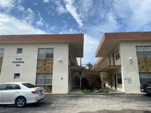1-bedroom rental at 415 NE 2nd Street #222, Hallandale Beach
