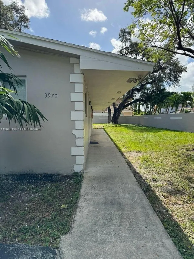 3-bedroom rental at 3970 SW 58th Street #3, Dania Beach