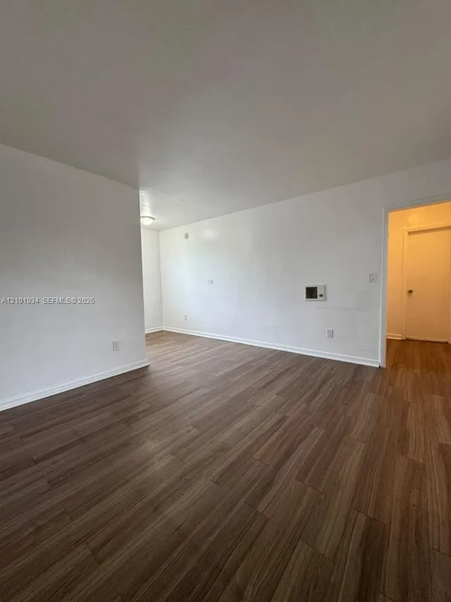 1-bedroom rental at 17031 NE 21st Avenue #14, North Miami Beach
