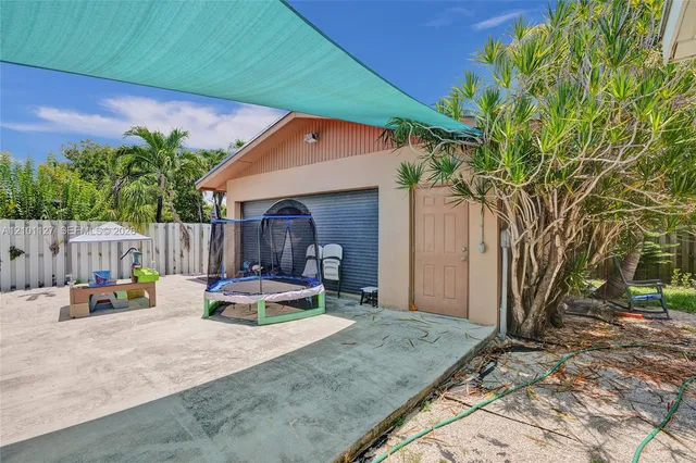 1-bedroom rental at 9910 Bahama Drive #EFF, Cutler Bay