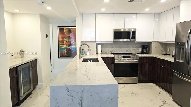 2-bedroom rental at 1965 S Ocean Drive #2S, Hallandale Beach