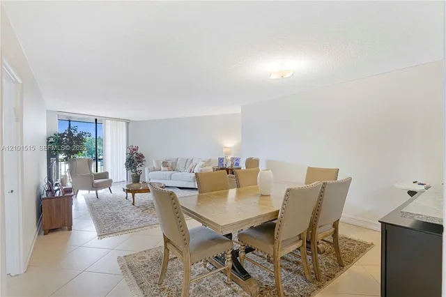 1-bedroom rental at 3900 N Hills Drive #307, Hollywood