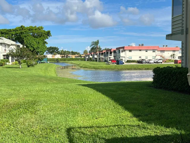 1-bedroom home at 711 Monaco O Court, Delray Beach