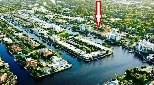 3-bedroom home at 424 Hendricks Isle #7, Fort Lauderdale