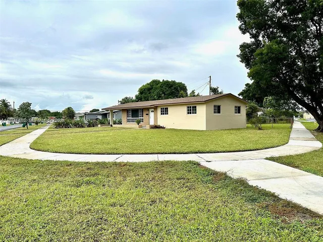 4-bedroom home at 821 NW 173rd Terrace, Miami Gardens