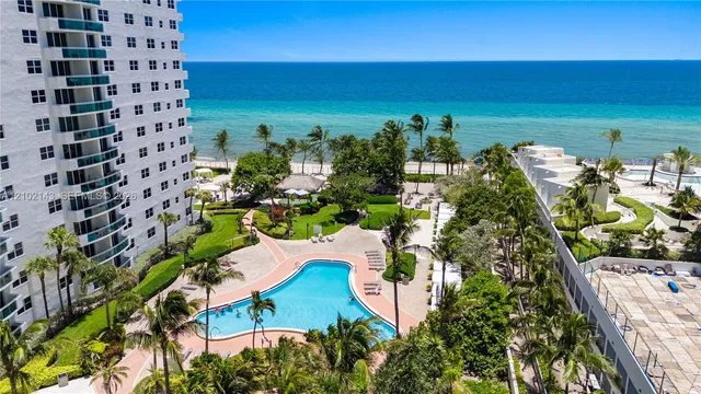1-bedroom home at 3001 S Ocean Drive #1023, Hollywood