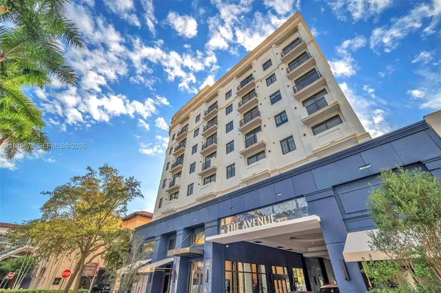 2-bedroom rental at 4220 Laguna Street #505, Coral Gables