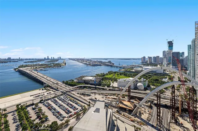 3-bedroom rental at 1400 Biscayne Boulevard #3601, Miami
