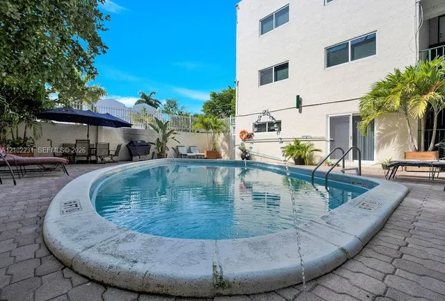 2-bedroom rental at 1777 Michigan Avenue #206, Miami Beach