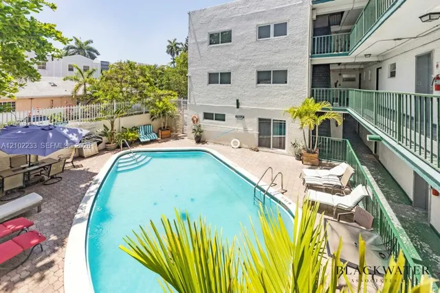 1-bedroom rental at 1777 Michigan Avenue #207, Miami Beach