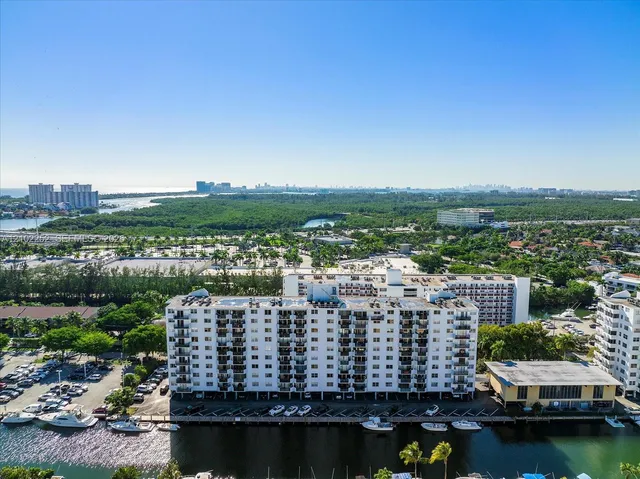 3-bedroom rental at 3703 NE 166th Street #701, North Miami Beach