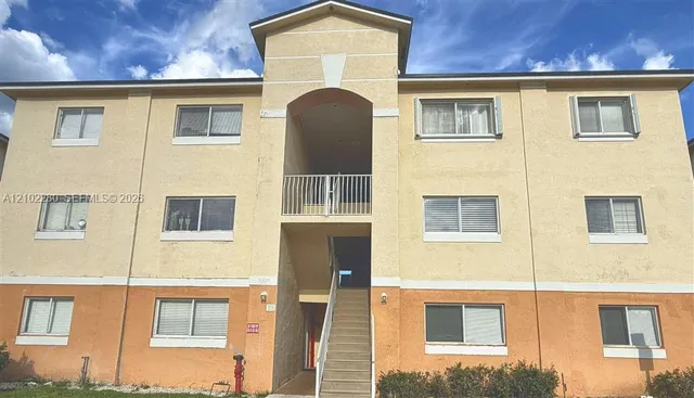 1-bedroom rental at 3690 N 56th Avenue #941, Hollywood