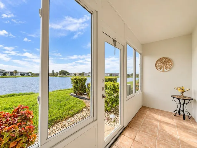 1-bedroom home at 158 CHATHAM H, West Palm Beach