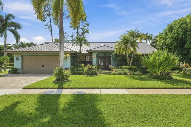 4-bedroom home at 13629 NORTHUMBERLAND Circle, Wellington